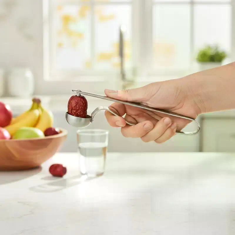 Kitchen Gadgets Kitchen - # Narzędzie do usuwania pestek z
